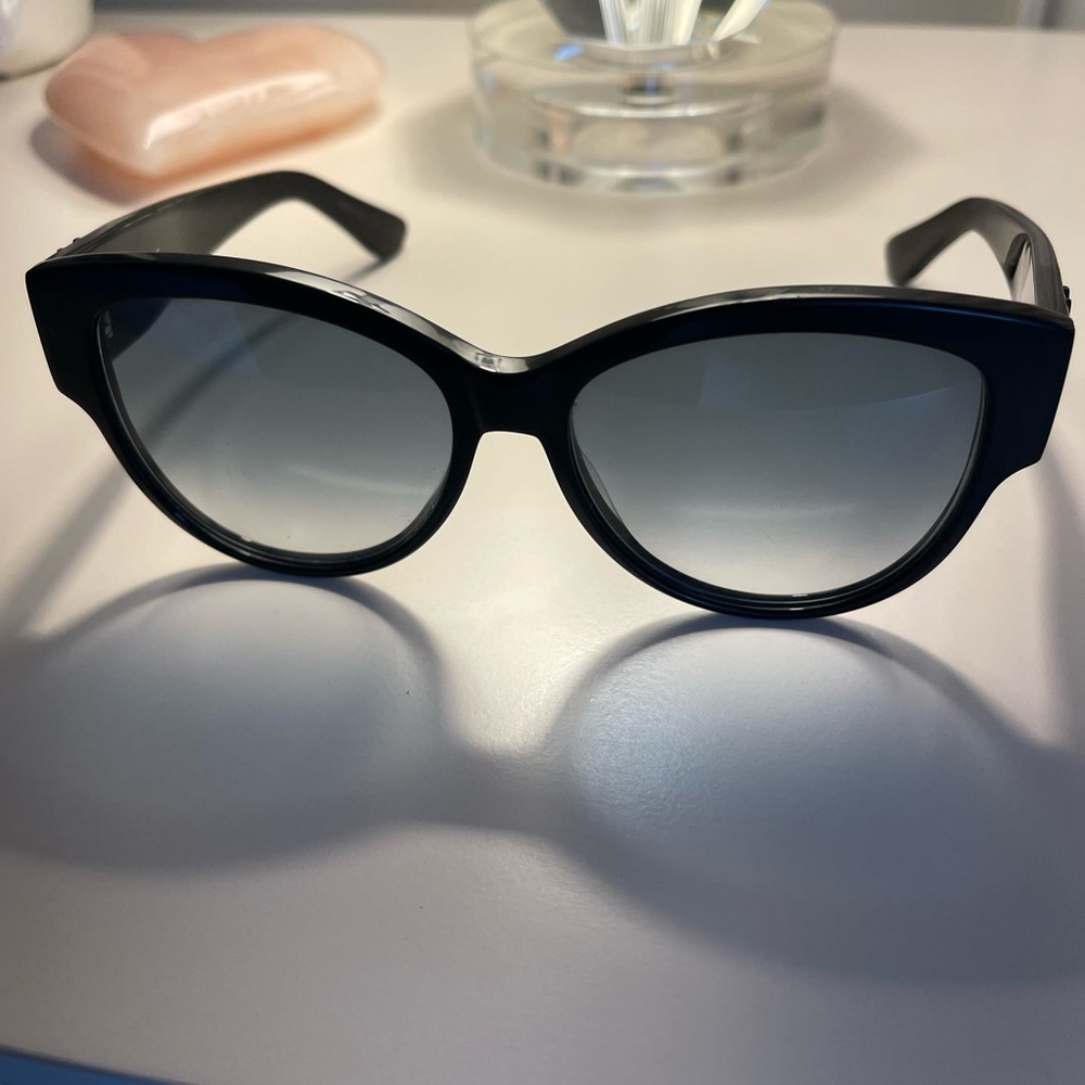 YVES SAINT LAURENT SUNGLASSES